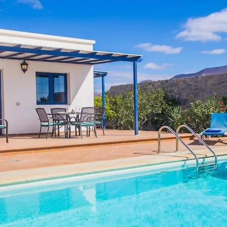 Вилла Tamia & Atlantico Marina Rubicon *